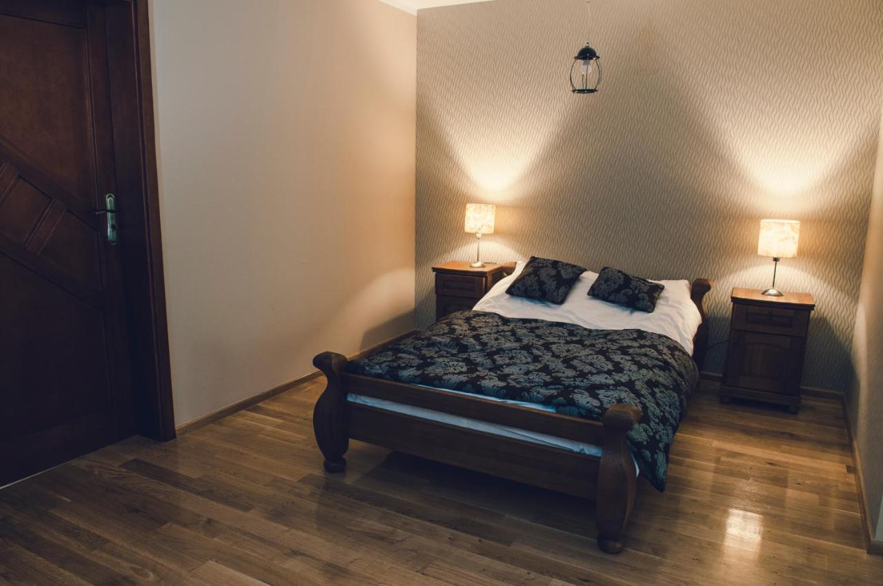 Dobranocka Hotel Malastow Buitenkant foto